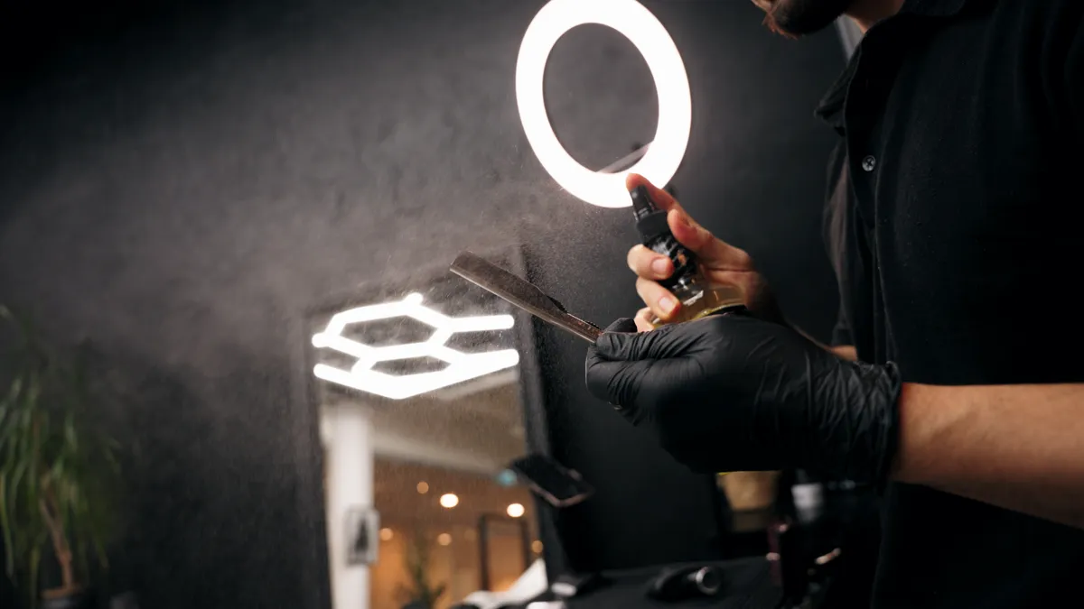 Profesjonell herreklipp hos JCutz Barbershop Lyngdal